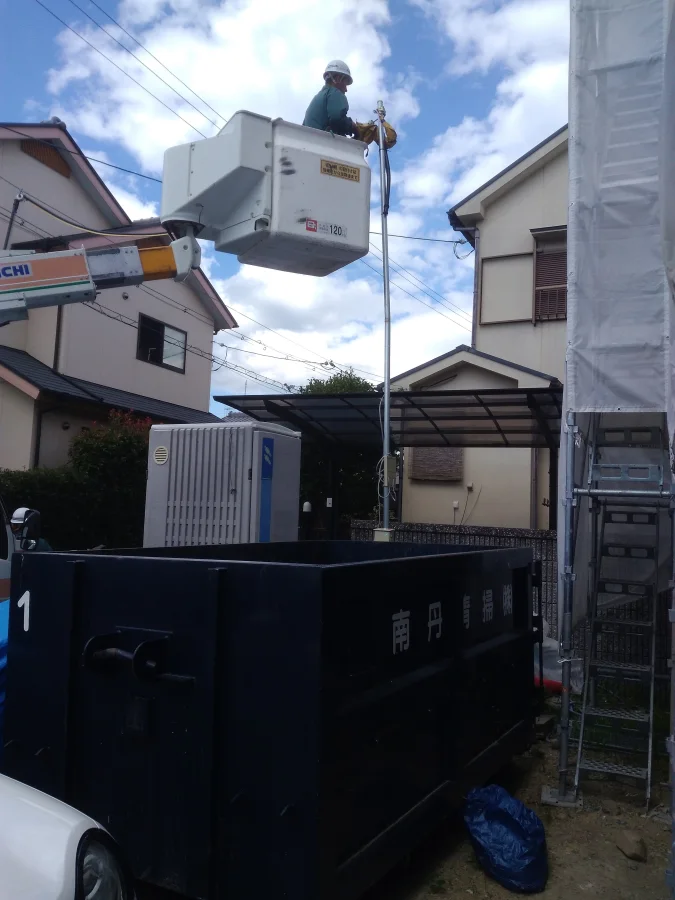 電気が来たぞ～